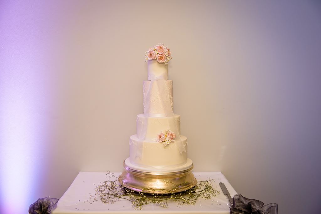 wedding cake at The Riding School Hatfield house wedding in hertfordshire