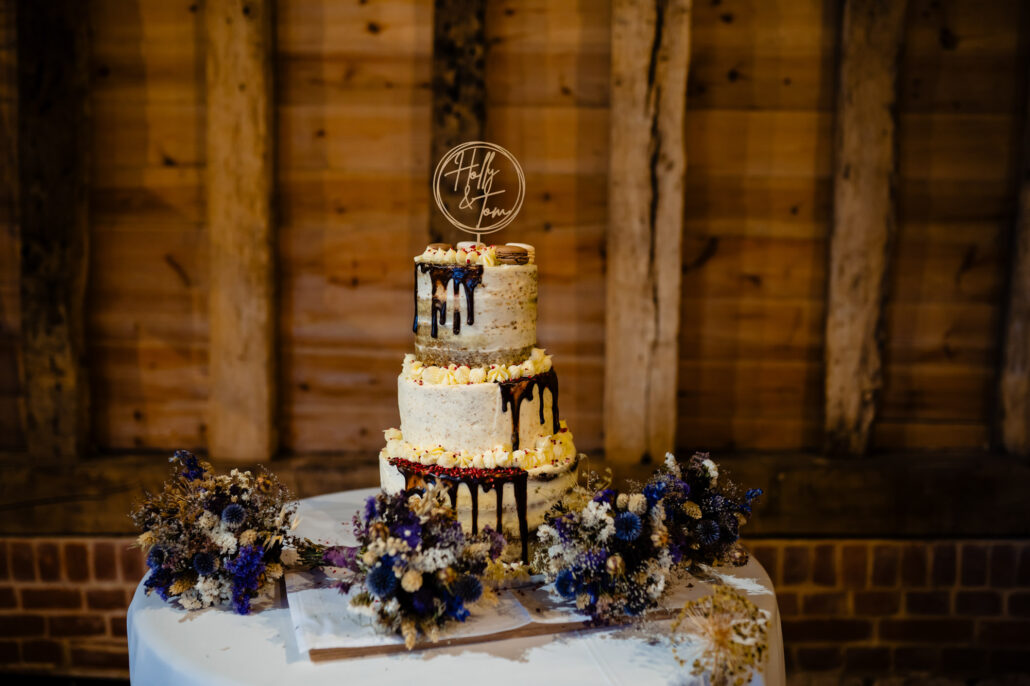 wedding cake at sandon manor