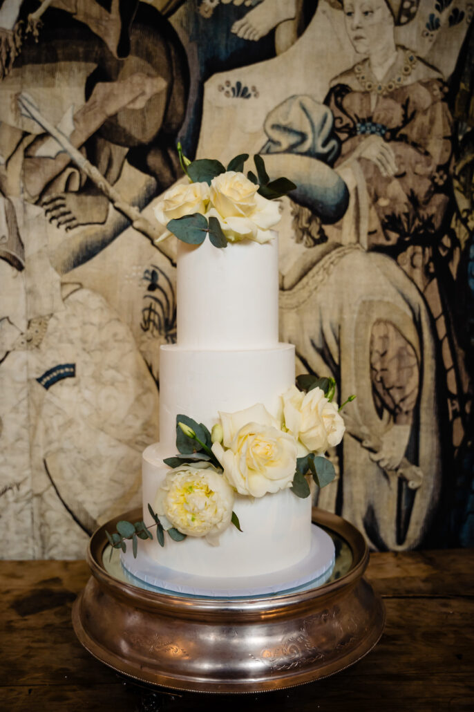 wedding cake at hatfield house